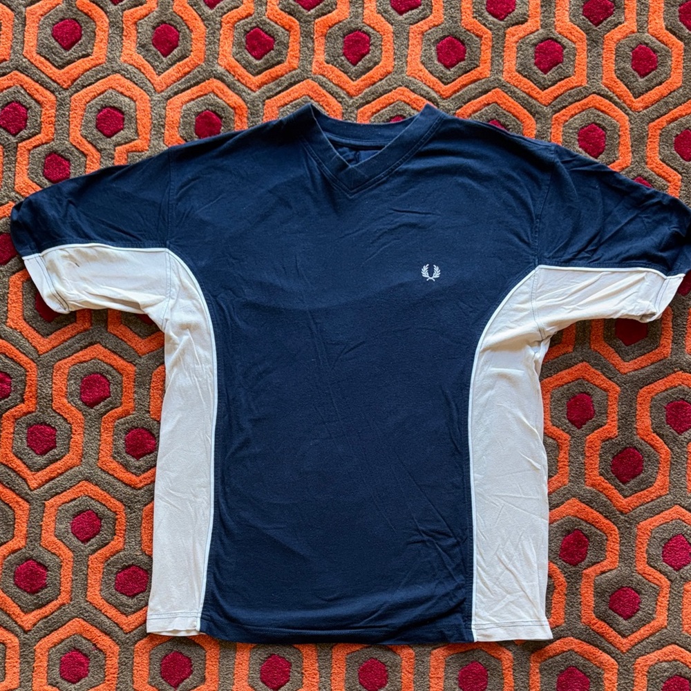 MAKE OFFER Fred Perry Navy and Off-White Shirt Tee Men's Medium